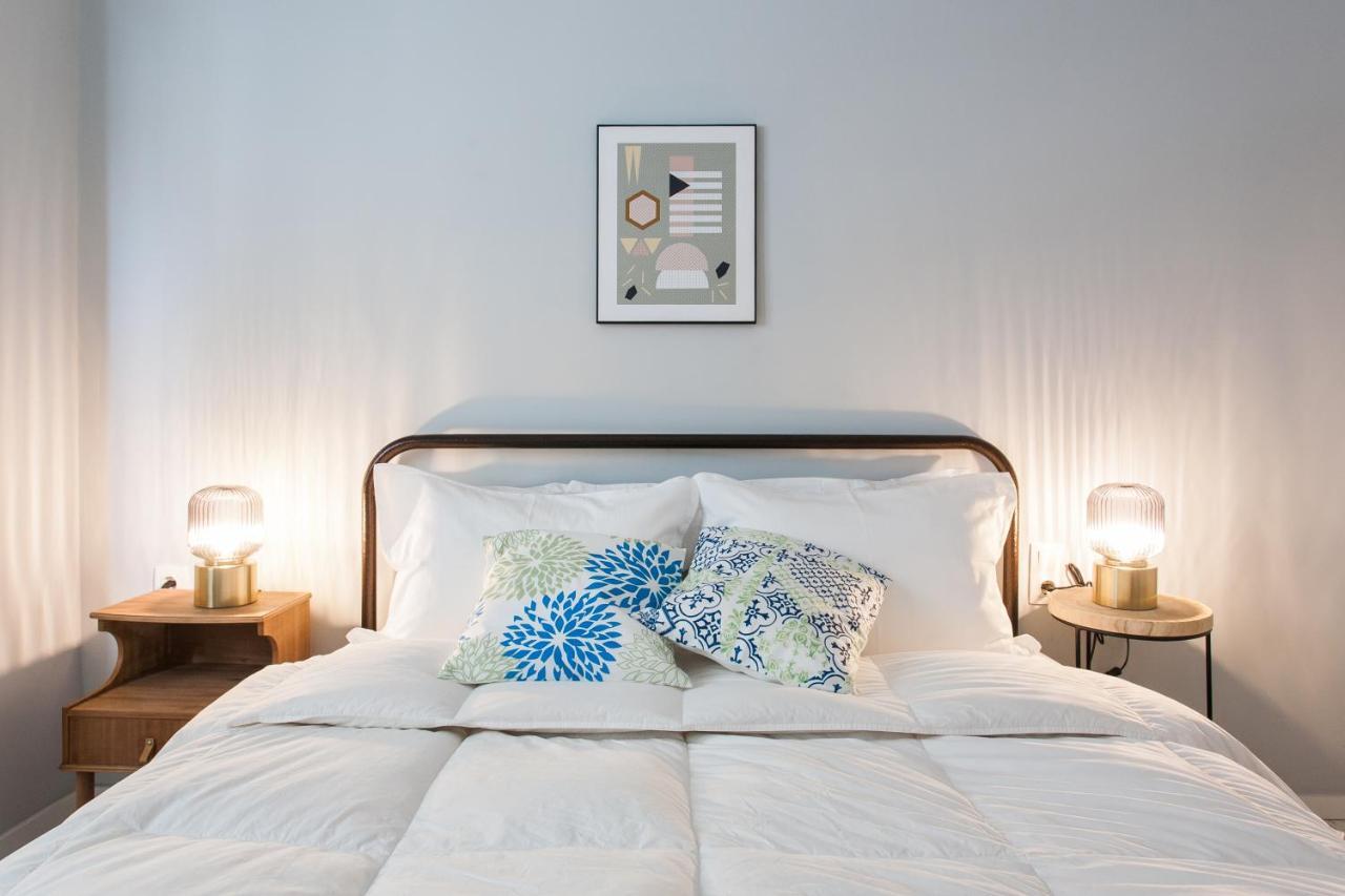 Live Like A Local In 2bdr In Center! Athènes